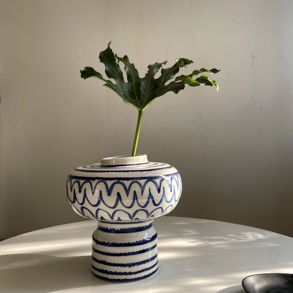 Ceramic vase for home decoration
