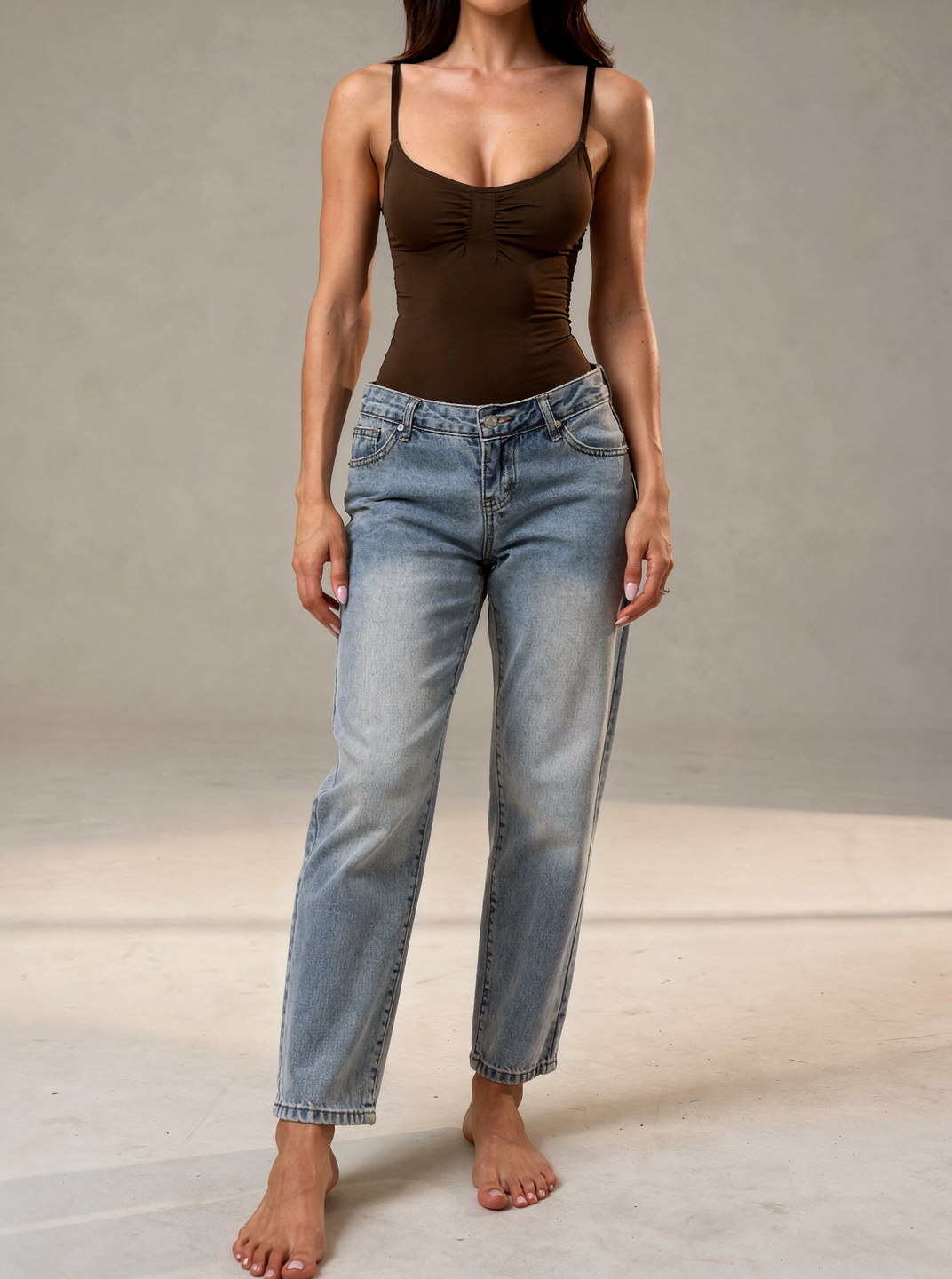 Body à col dégagé avec bretelles ajustables