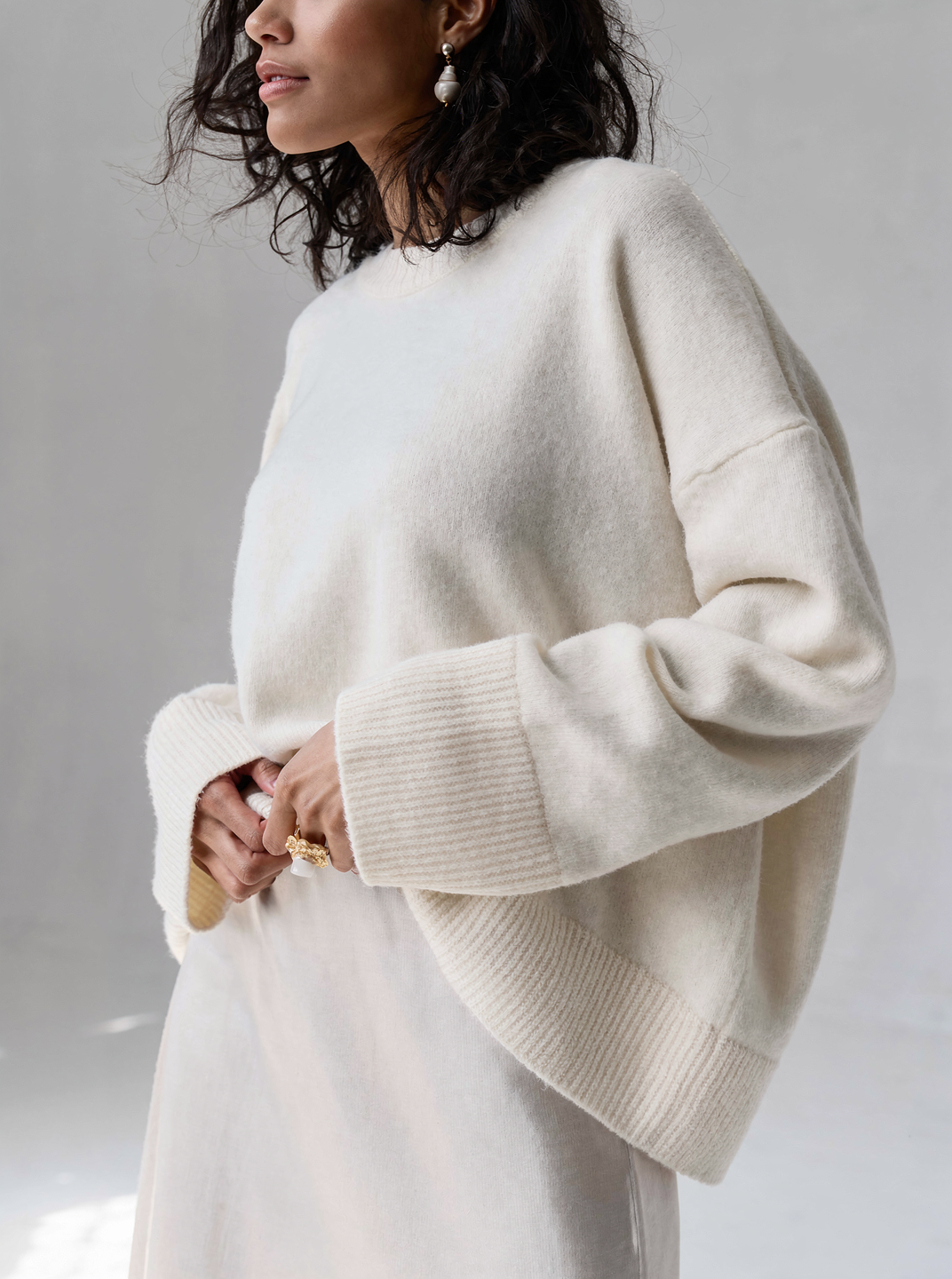 Pull en col rond avec ourlet côtelé