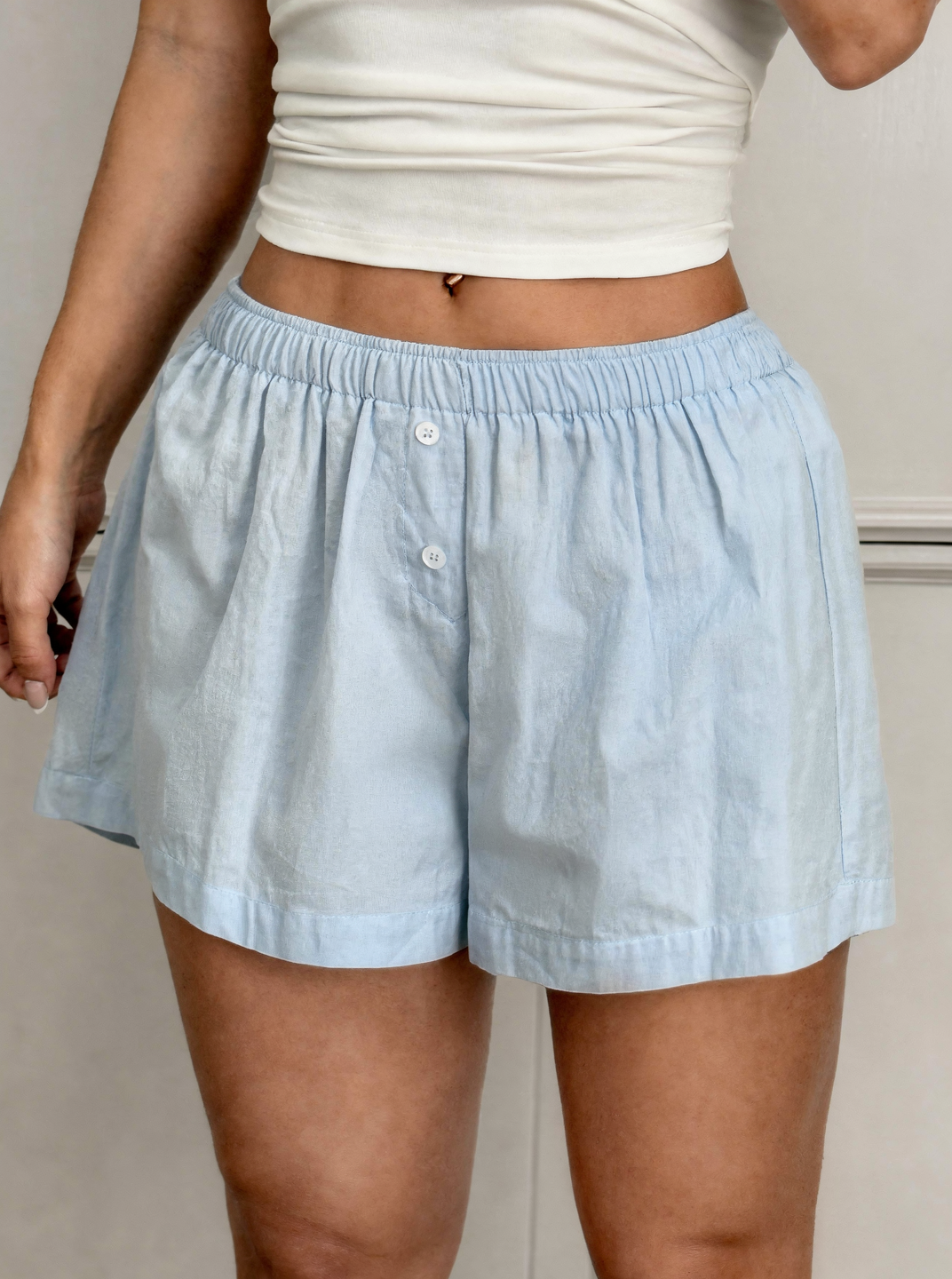 Shorts élastique coton avec boutons en déco