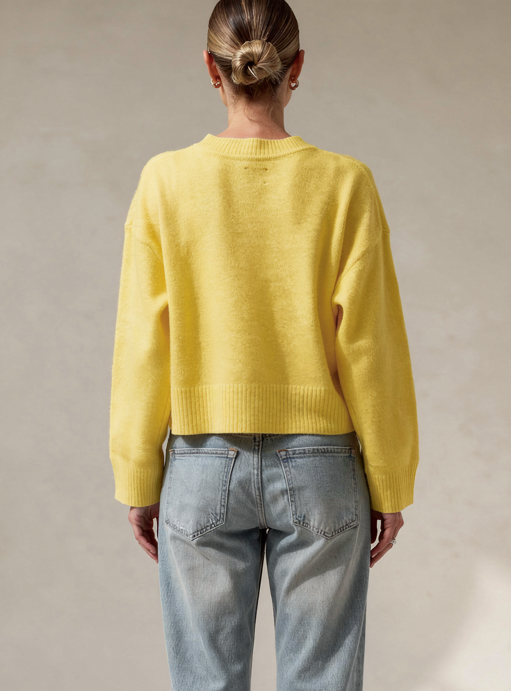 Pull en col rond côtelé avec épaules tombantes