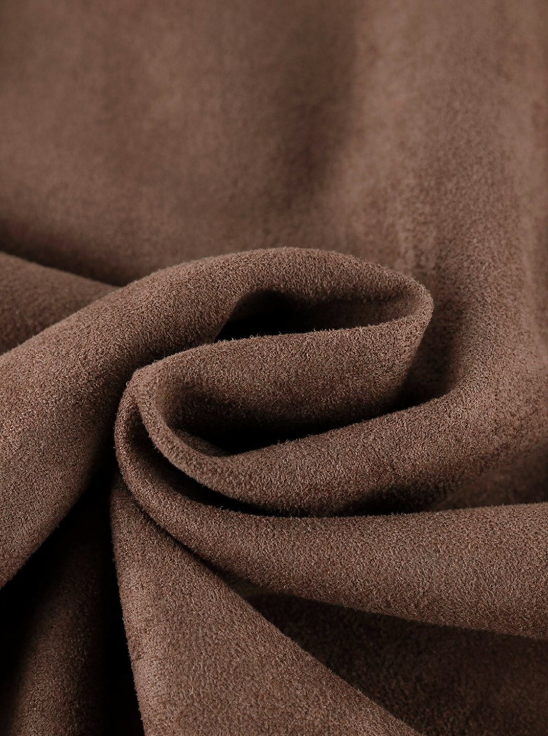 Women's short zip-up jacket