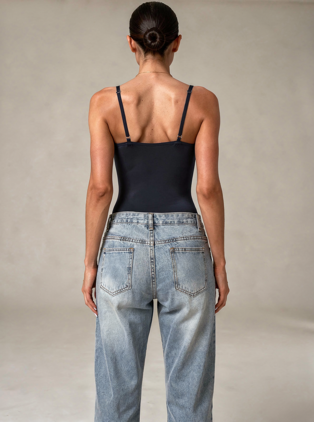 Body à col dégagé avec bretelles ajustables