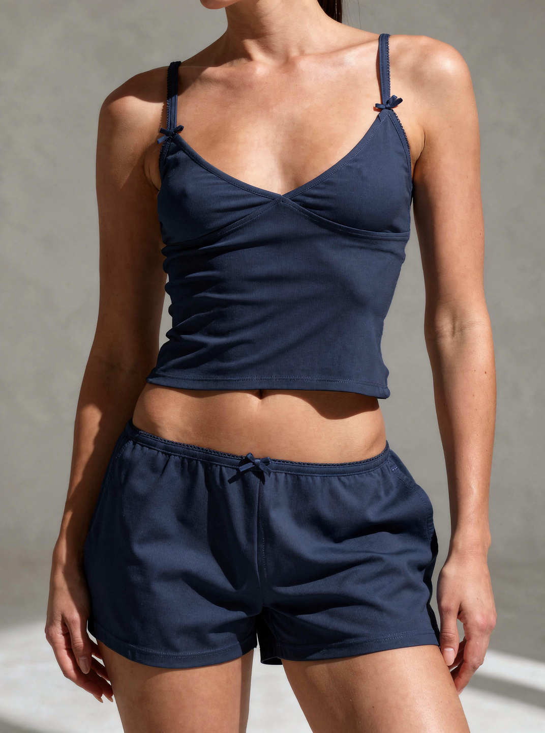 Ensemble jeje de shorts & top débardeur à petit noeud